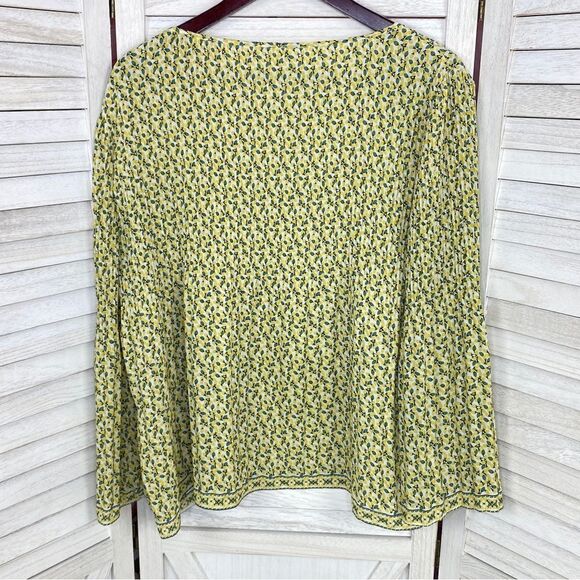 Max Studio Flower Bud Crepe Pleated Blouse Yellow Ivory Large - Picture 10 of 15